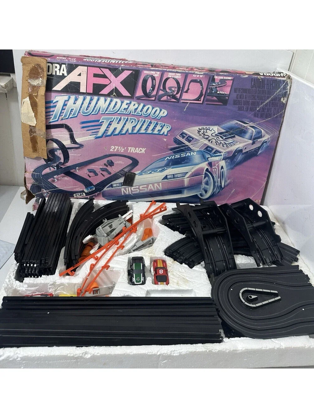 Vintage Aurora AFX Tomy Thunderloop Thriller Slot Car Track Set Boxed w/ 5 Cars